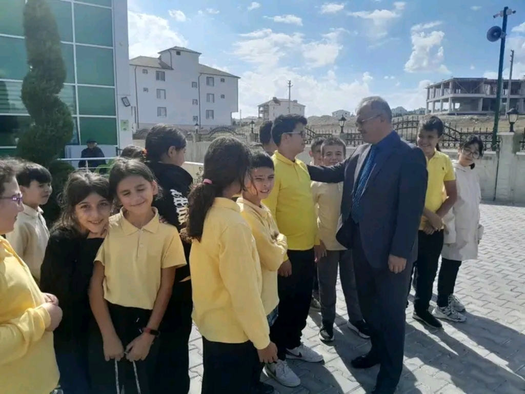 "FİDANLAR ÇINARLARLA BULUŞUYOR" ETKİNLİĞİ GERÇEKLEŞTİ