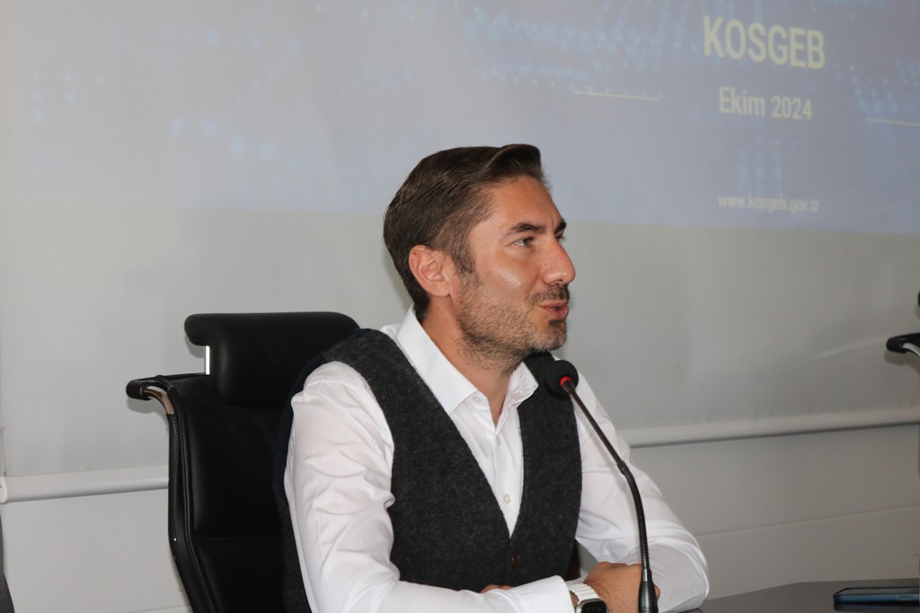  İŞ DÜNYASININ TECRÜBELERİ ÖĞRENCİLERE AKTARILDI