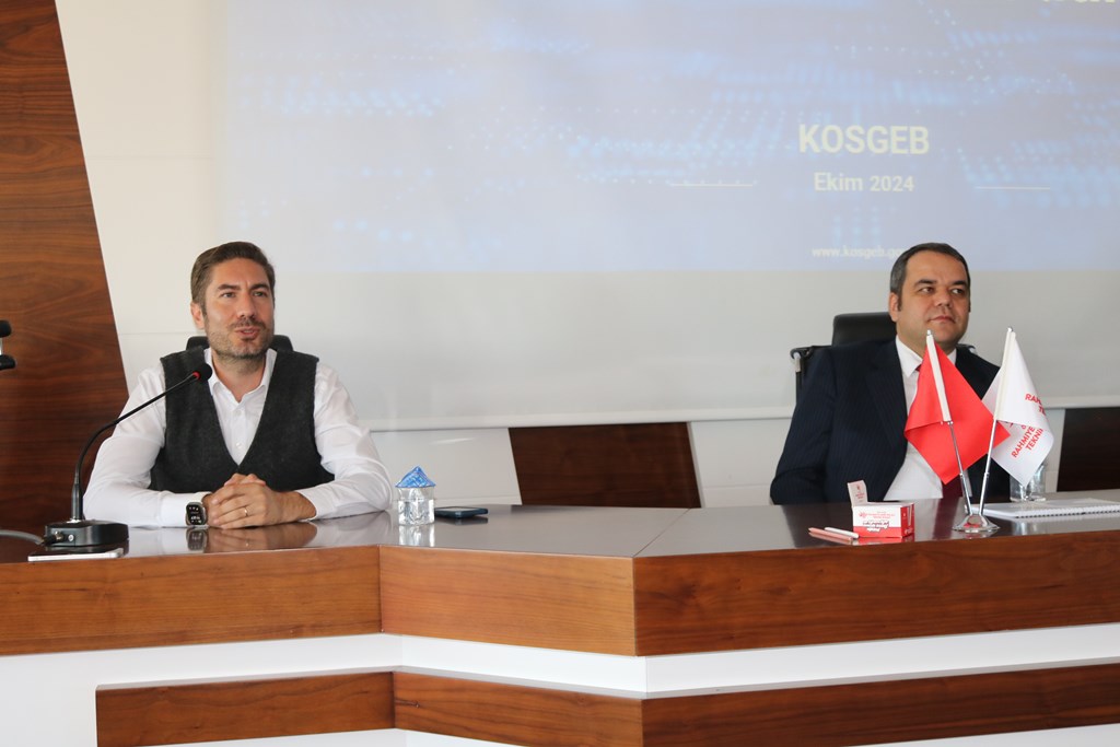  İŞ DÜNYASININ TECRÜBELERİ ÖĞRENCİLERE AKTARILDI