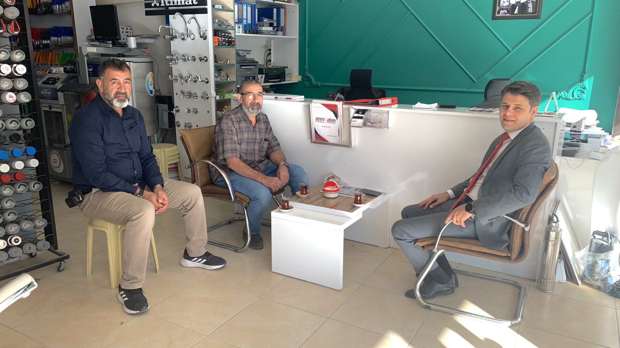 KAYMAKAM ÇENGEL ESNAF ZİYARETLERİNE DEVAM EDİYOR