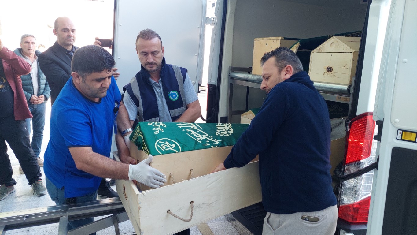 Tabut Küçük Acı Büyük, Sıla Bebek Son Yolculuğuna Uğurlandı