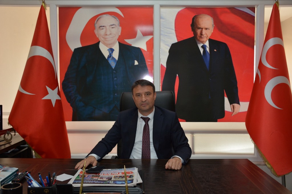 MHP AFYON'DA 5 İLÇE'DE İLÇE BAŞKANLARI DEĞİŞTİ