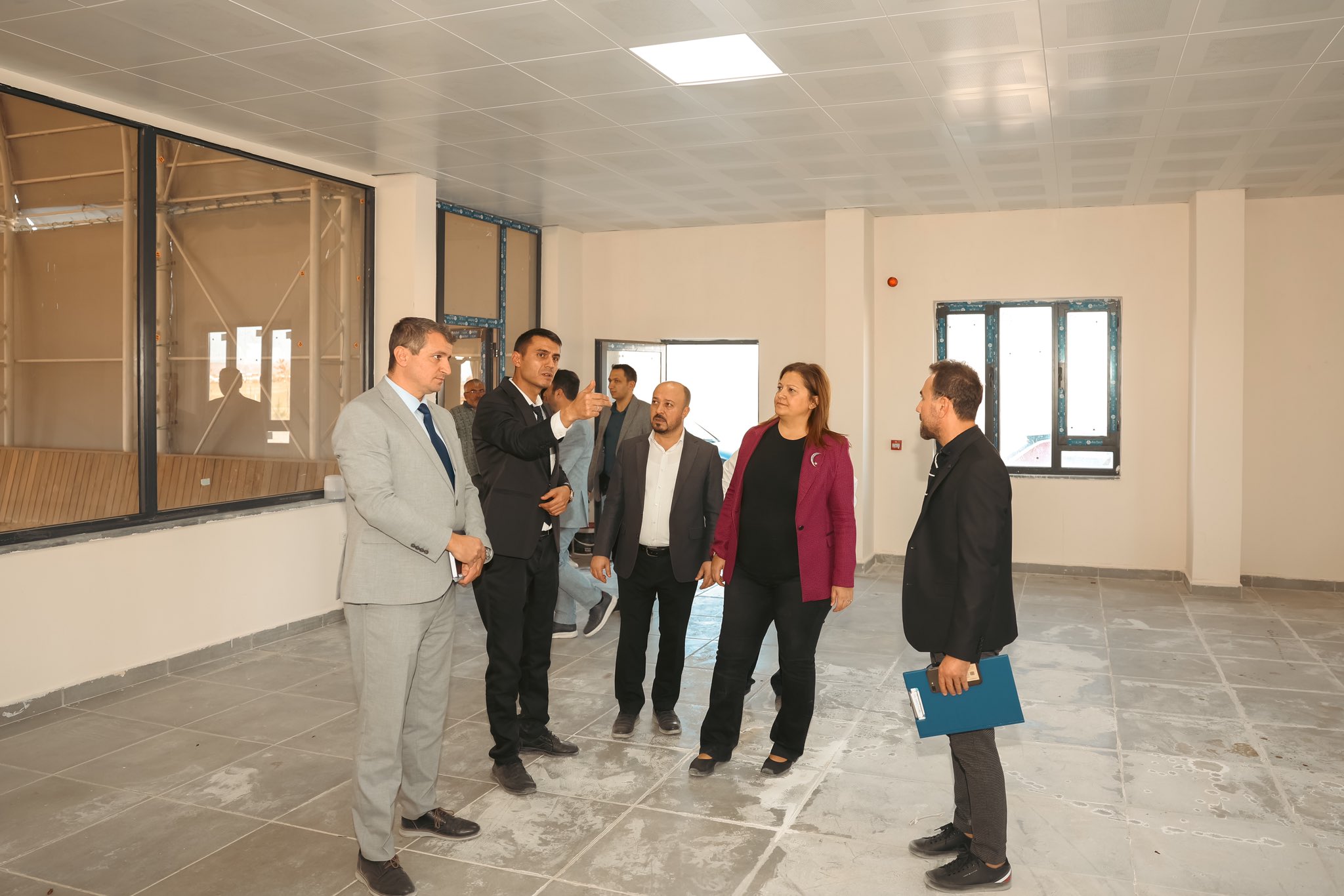 Başkan Köksal Rahvan At Tesislerini Ziyaret Etti