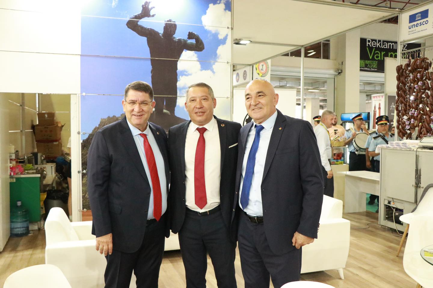 Başkan Topçu, YÖREX Yöresel Ürünler Fuarı'na Katıldı