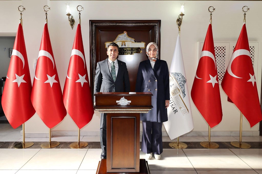 VALİ AYGÖL'DEN VALİ YİĞİTBAŞI'NA ZİYARET
