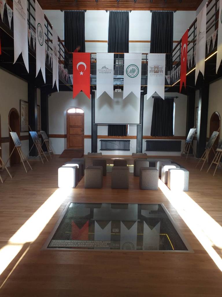 ZAFER MÜZESİ'NE ZİYARETÇİ AKINI 