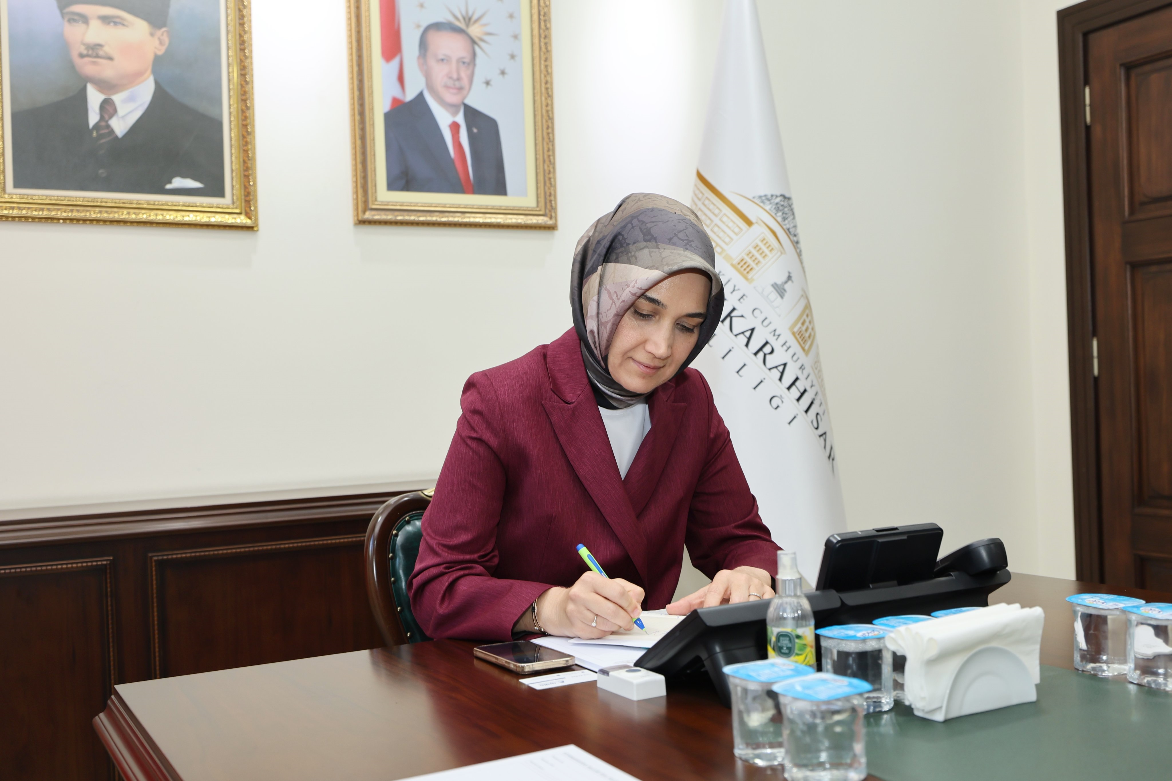 VALİ YİĞİTBAŞI BAŞKANLIĞINDA TOPLANTI GERÇEKLEŞTİRİLDİ