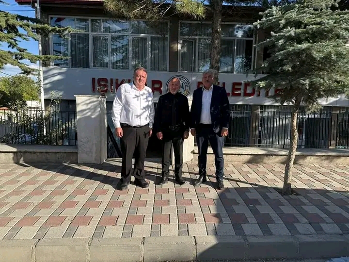 BAŞKAN SİPER'DEN KARAMOÇU'YA ZİYARET
