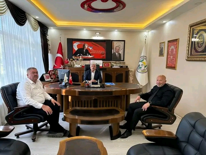 BAŞKAN SİPER'DEN KARAMOÇU'YA ZİYARET