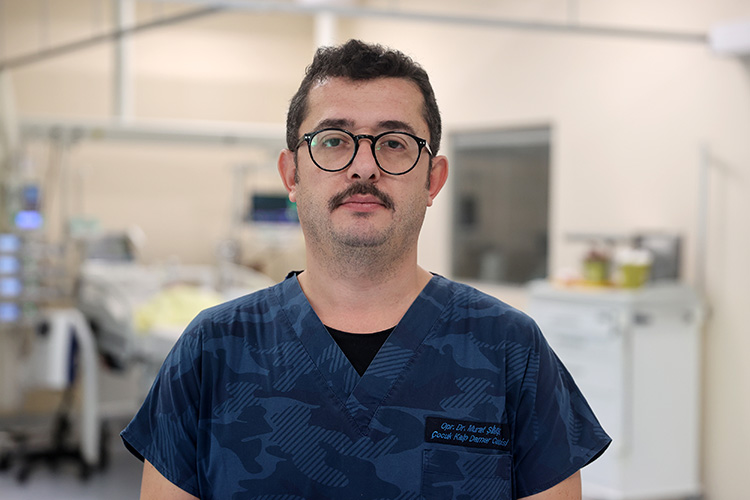 Minik Bahar'a kalp zarından alınan parçayla aort damarı yapıldı