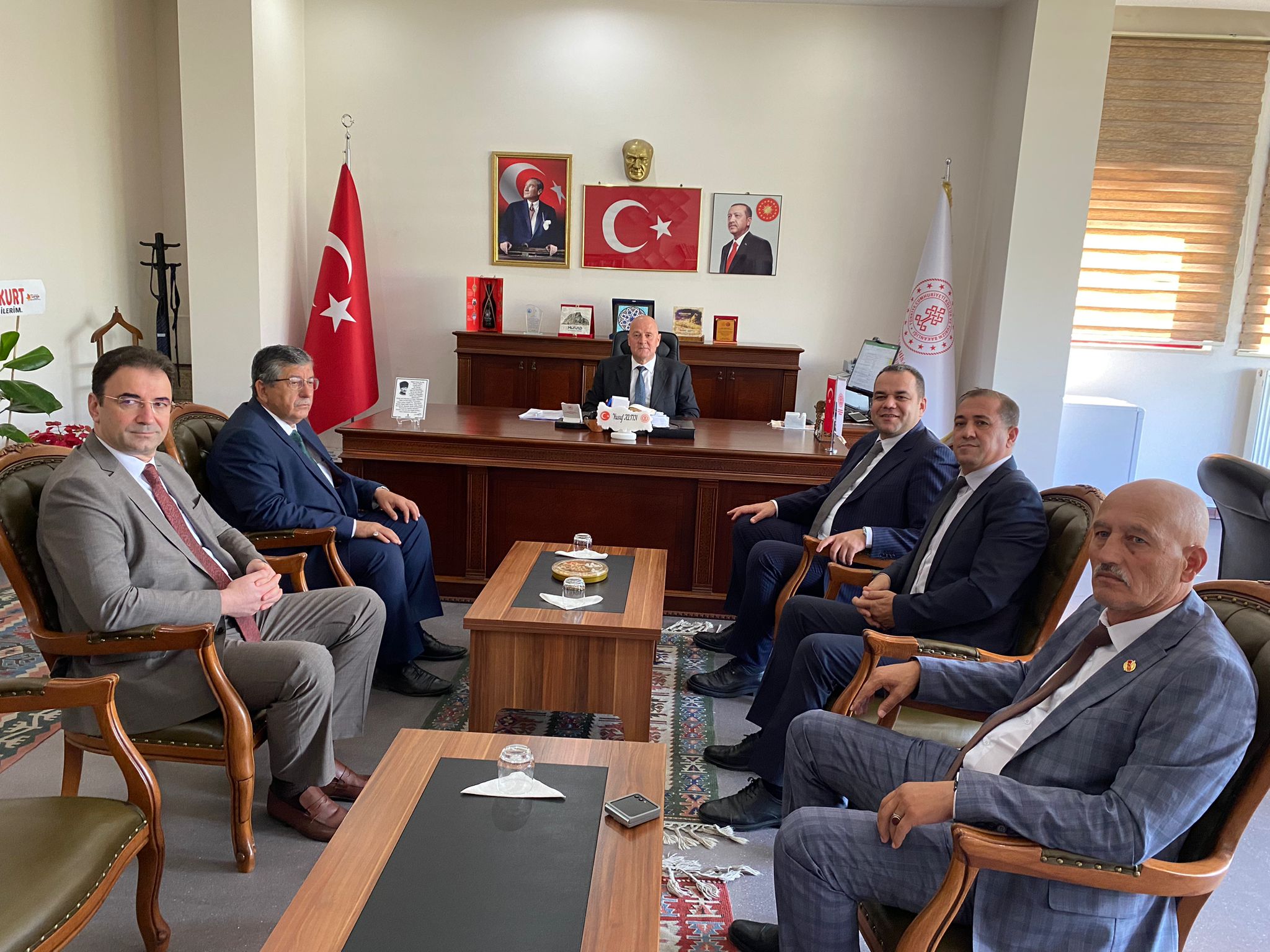 AGC YÖNETİMİ KURUMLARI ZİYARET EDİYOR