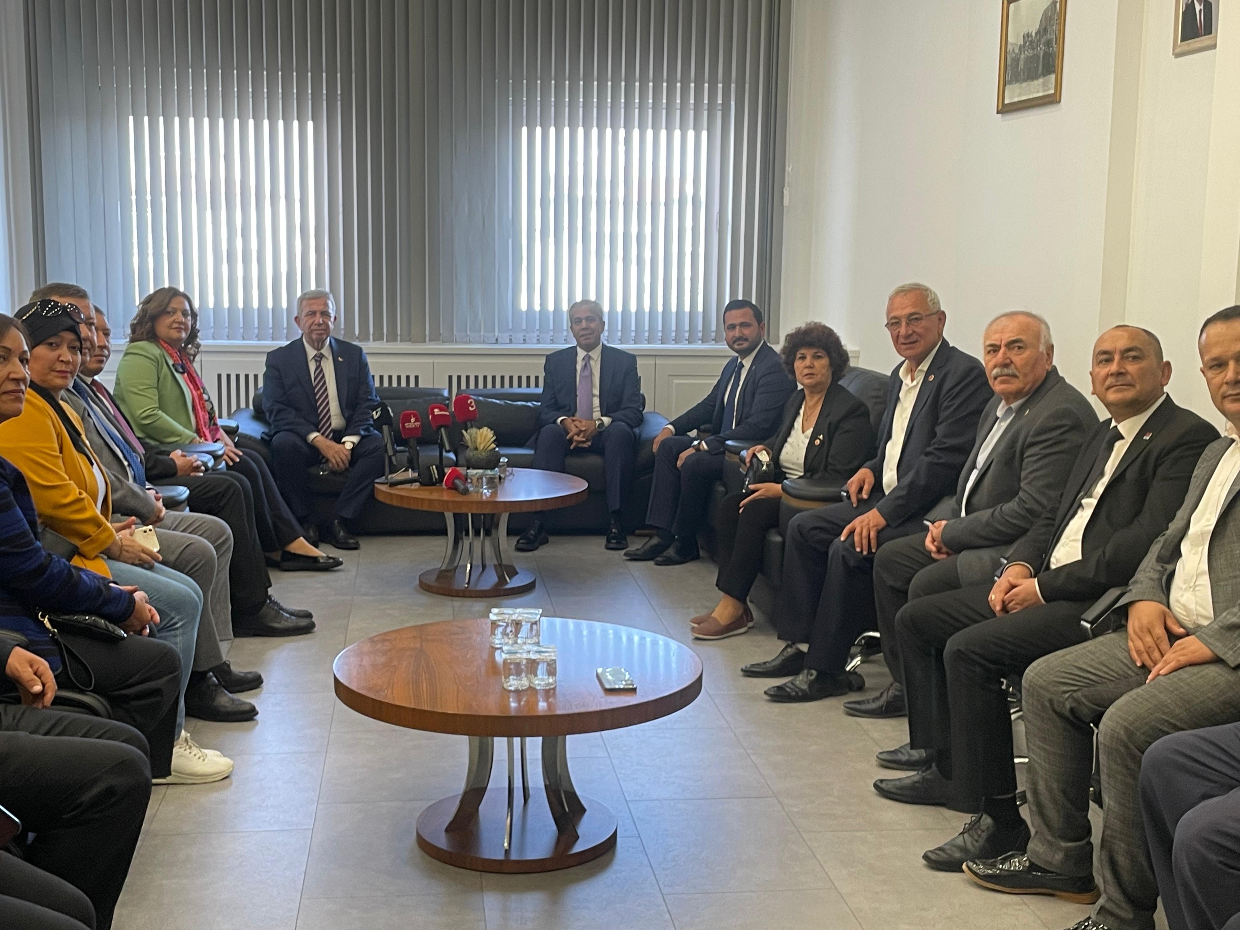Kardeş Şehir Başkanları Buluştu
