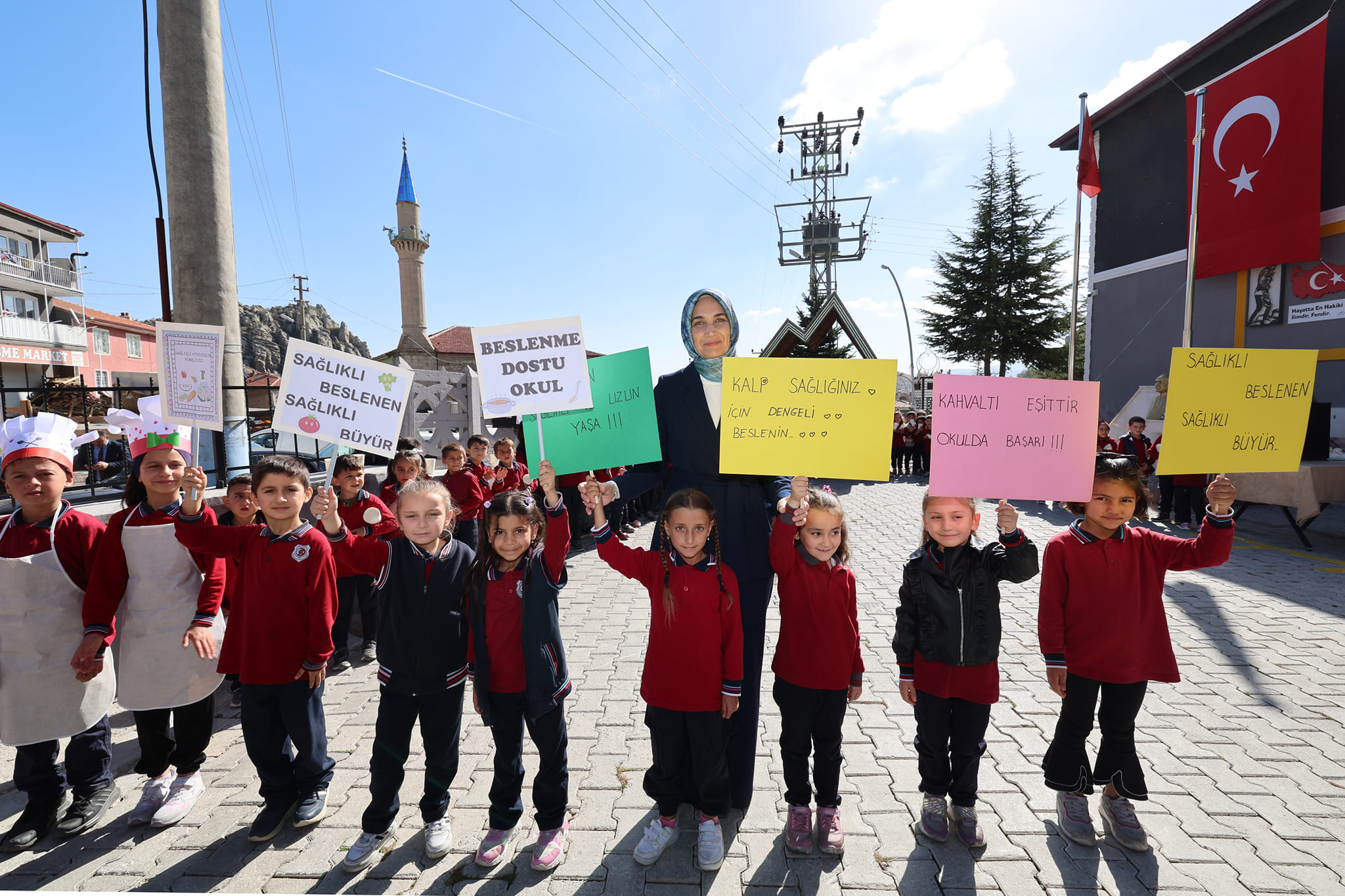 Vali Yiğitbaşı, Çocuklarla Birlikte Tarhana Çorbası İçti