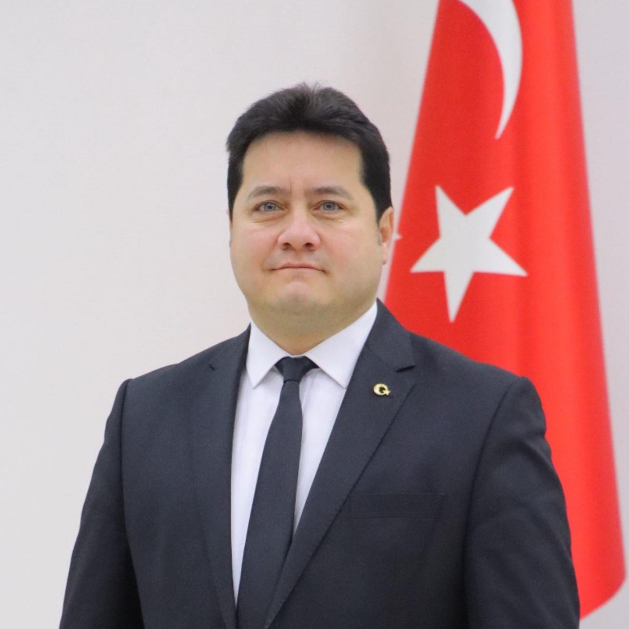 Hakan Peker 29 Ekim'de Bolvadin'e Geliyor!