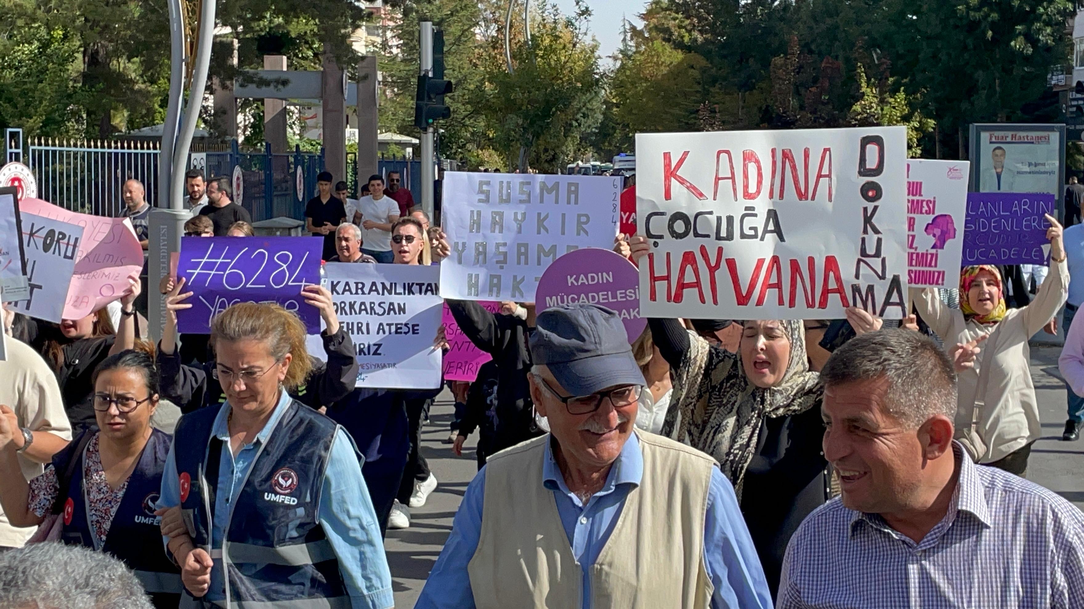 Afyonkarahisar'dan Yükselen Çığlık: "Kadınlar için yaşam bir haktır"