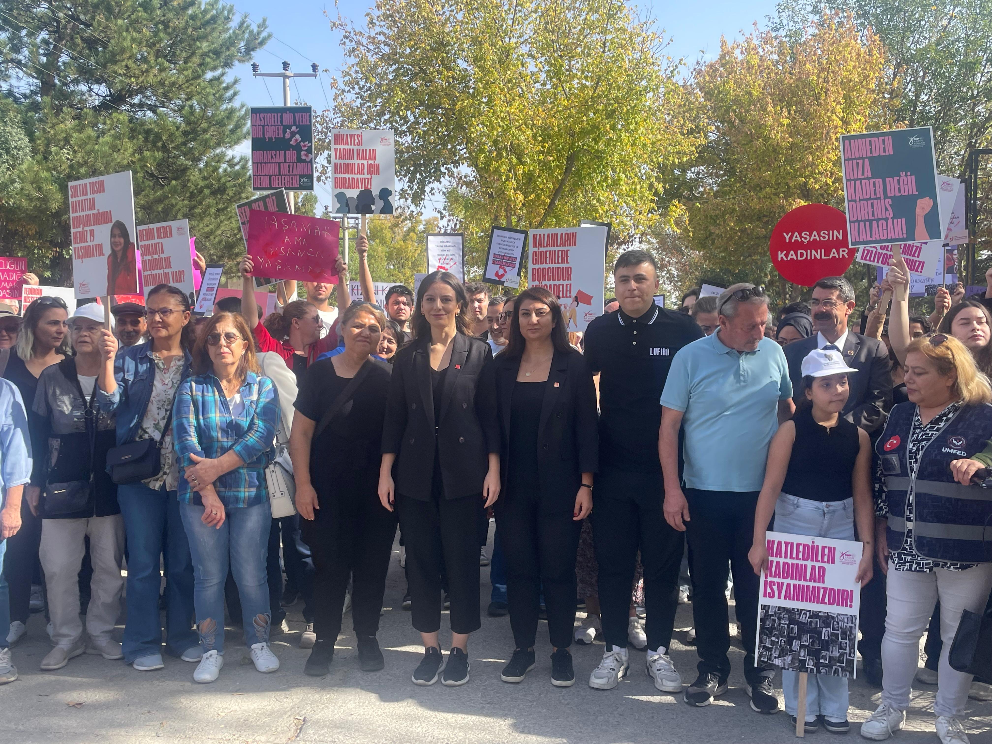 Afyonkarahisar'dan Yükselen Çığlık: "Kadınlar için yaşam bir haktır"