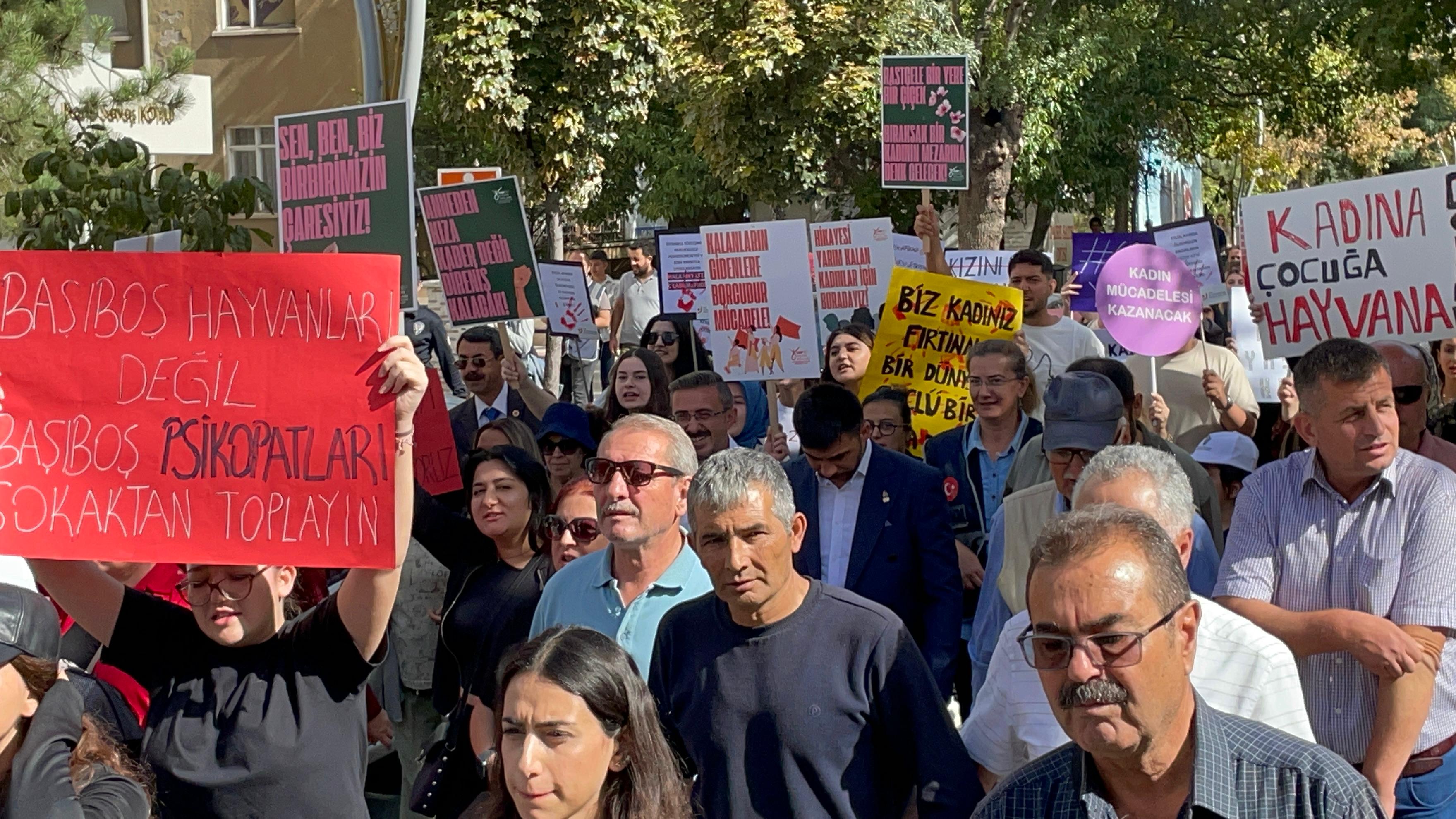 Afyonkarahisar'dan Yükselen Çığlık: "Kadınlar için yaşam bir haktır"