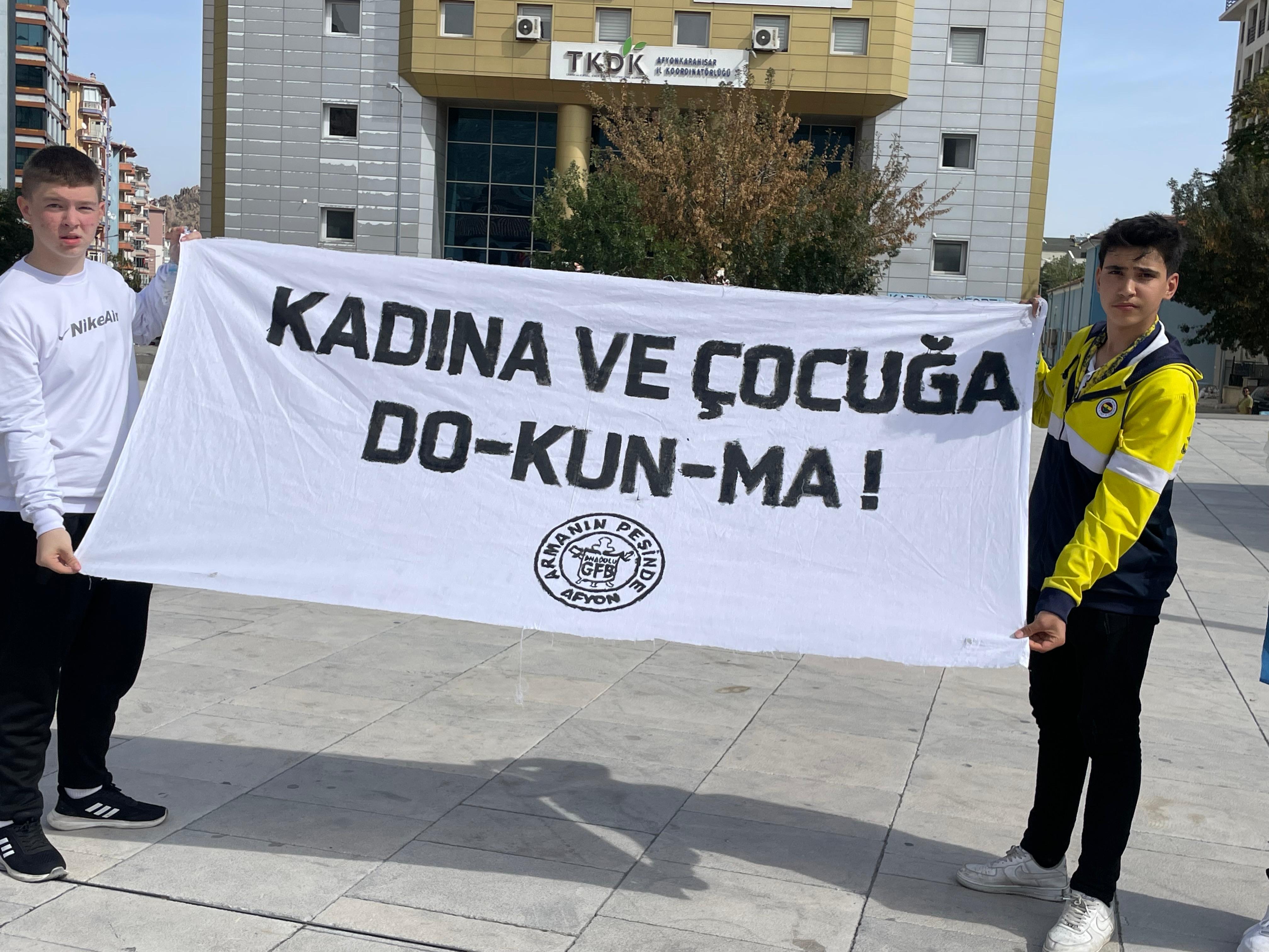Afyonkarahisar'dan Yükselen Çığlık: "Kadınlar için yaşam bir haktır"