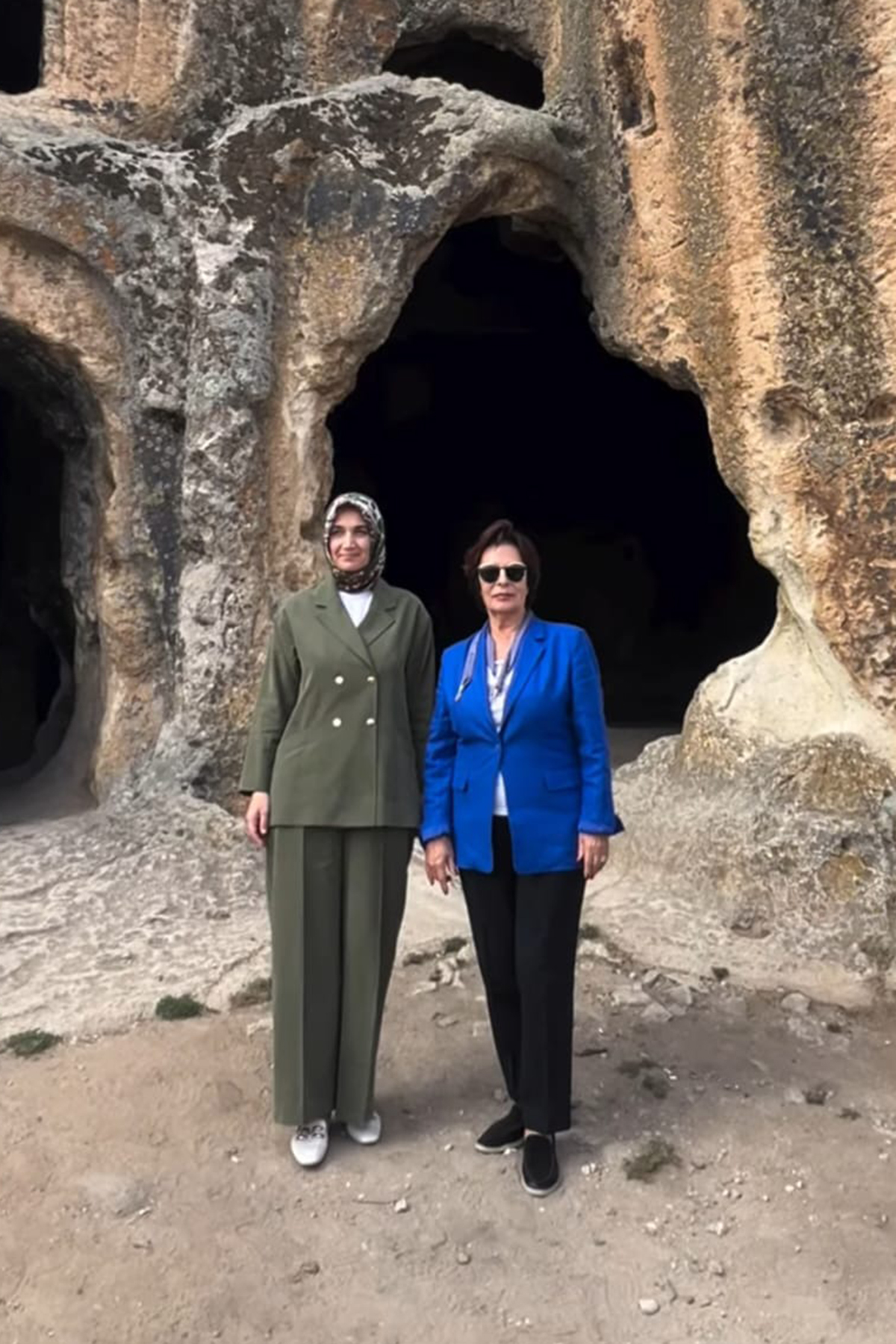 Yeşilçam'ın Usta Sanatçısı Hülya Koçyiğit'ten Vali Yiğitbaşı'na Övgü Dolu Sözler