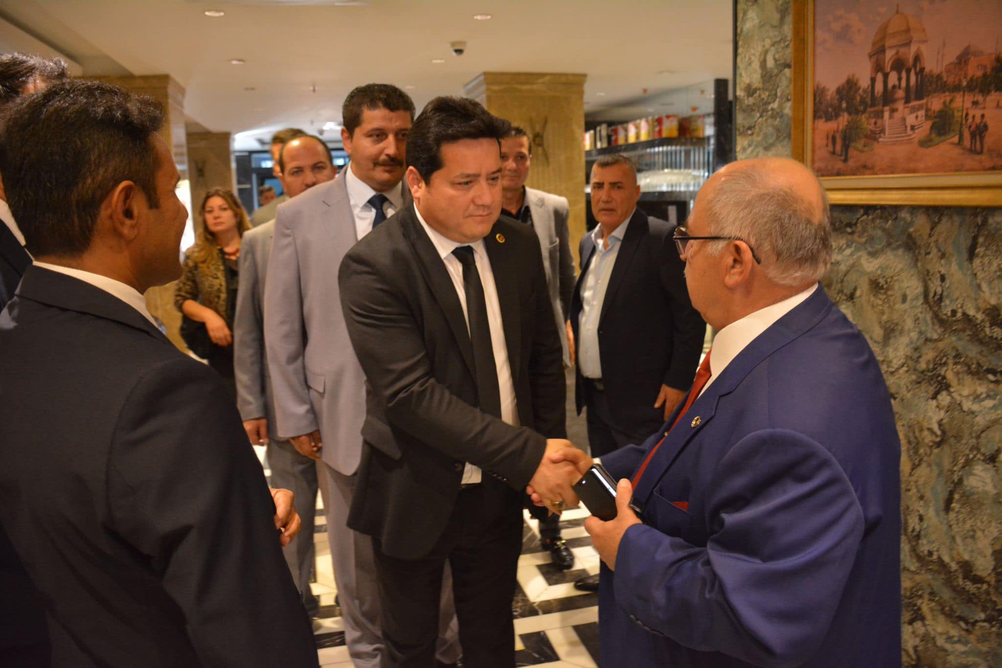 Başkan Aynacı, "Yılın En Başarılı İlçe Belediye Başkanı" Ödülünü Aldı