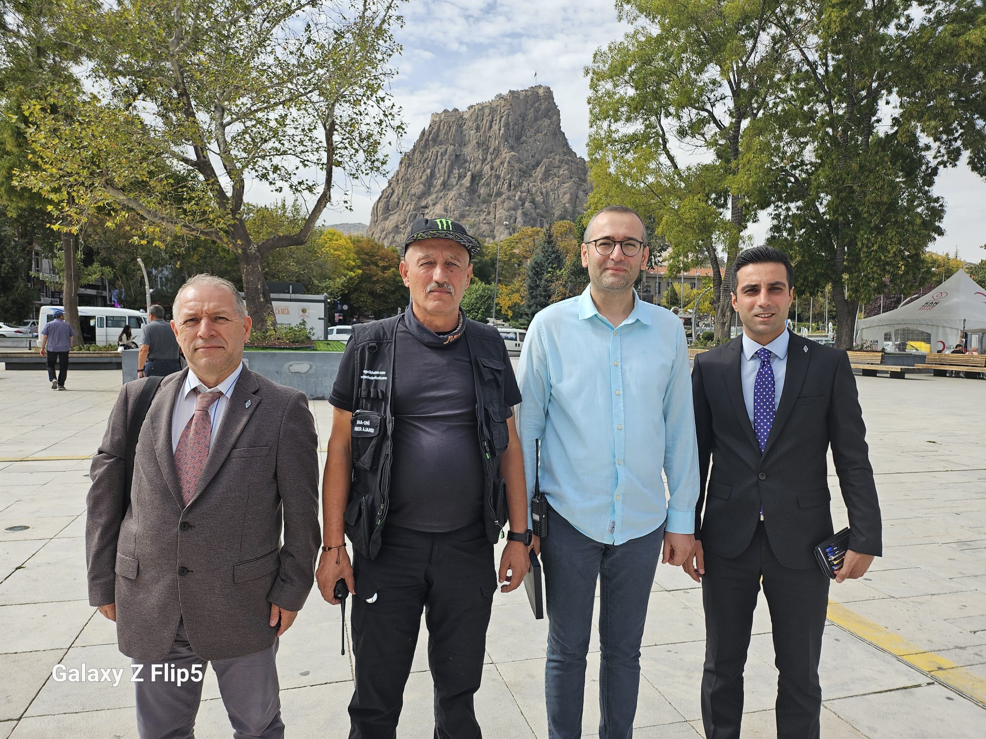 Afyonkarahisar'da İş Birliği İçin Temaslarda Bulunuldu:  TRAC Bursa Yönetimi, Afyonkarahisar Şubesi'ni Ziyaret Etti
