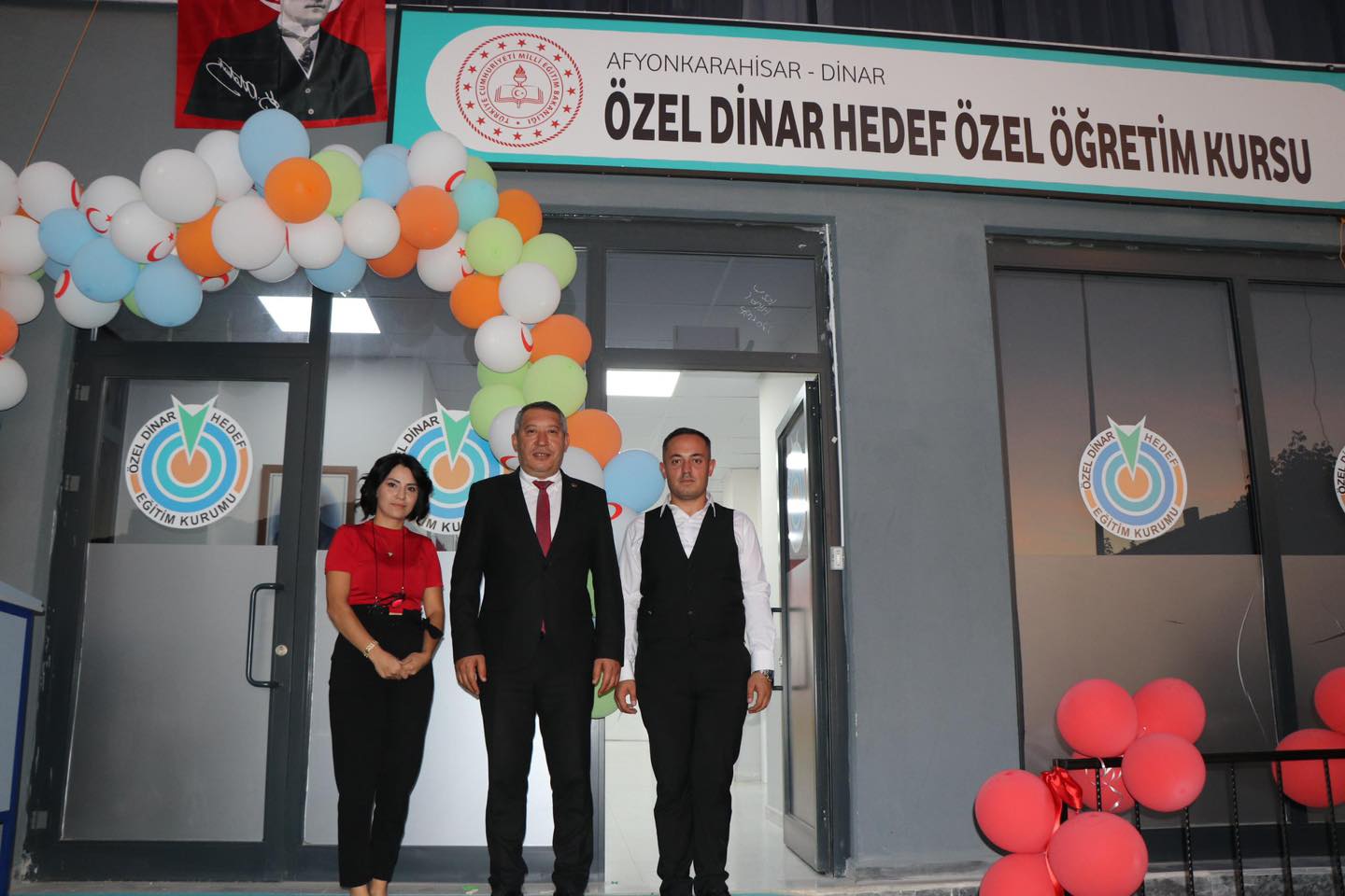 Başkan Topçu Özel Dinar Hedef Özel Öğretim Kursu'nu Ziyaret Etti