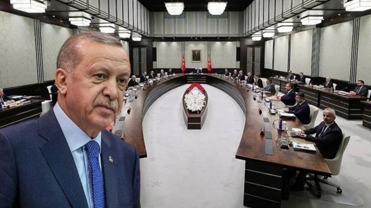 İddia: Erdoğan'dan kabine revizyonu sinyali! İki bakanın ismi ön planda