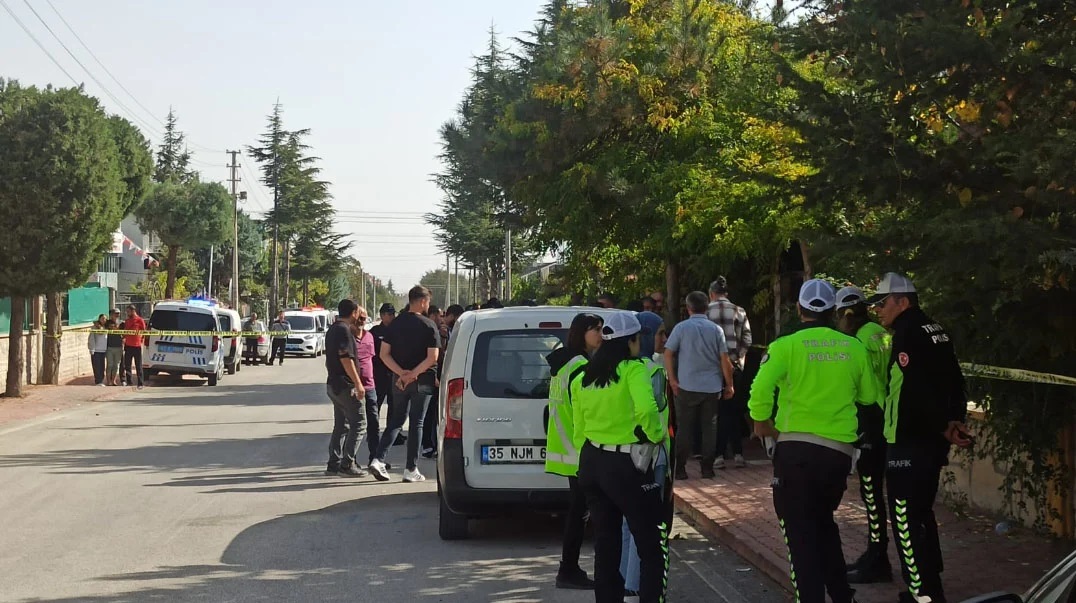 Polis Memuruna Bıçaklı Saldırı: Saldırgan Vurularak Yakalandı