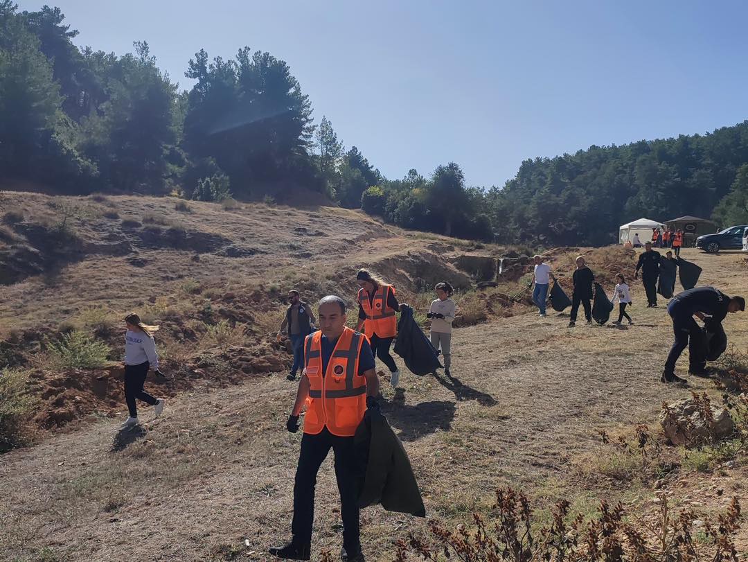 Dinar’da Çevre Temizliği Etkinliği Gerçekleştirildi