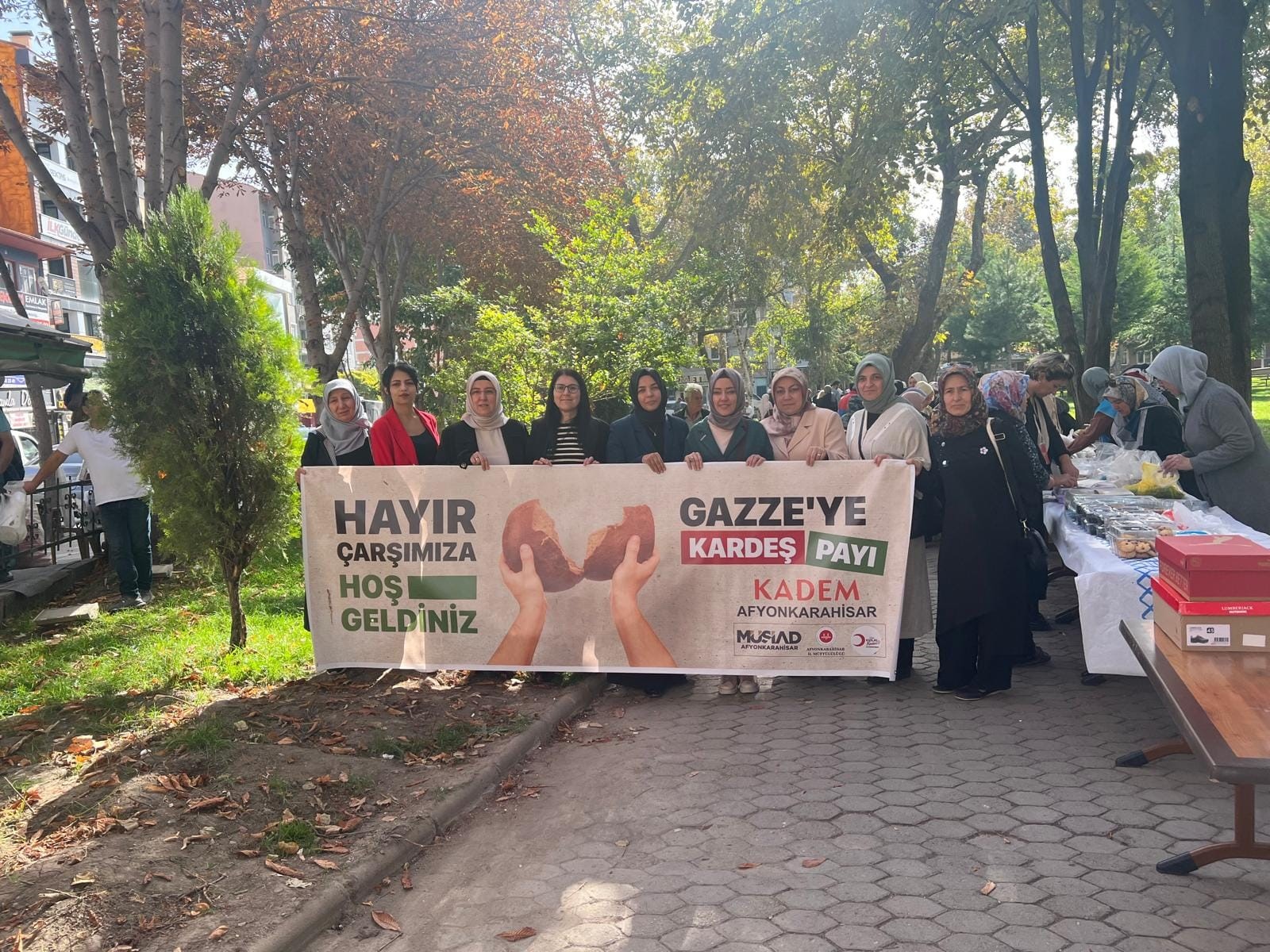 Afyonkarahisar’da Gazze İçin Hayır Çarşısı Kuruldu