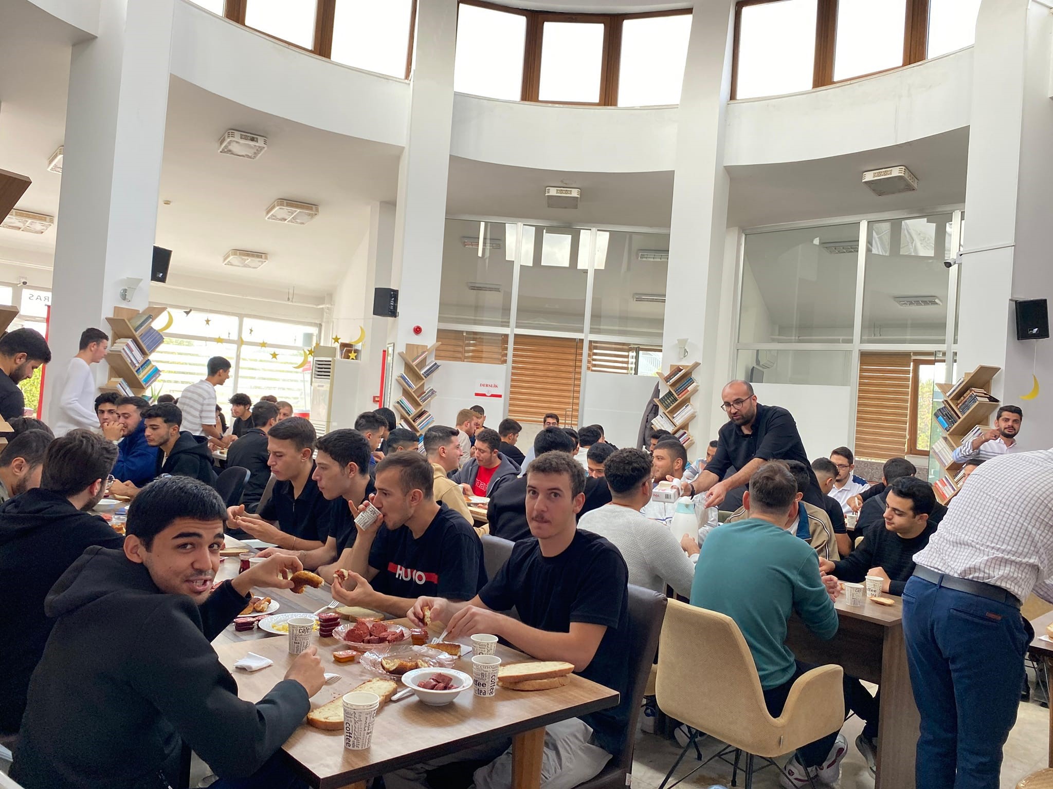 "Gençlik Buluşması" Üniversiteye yeni başlayan öğrencilere yönelik program gerçekleştirildi