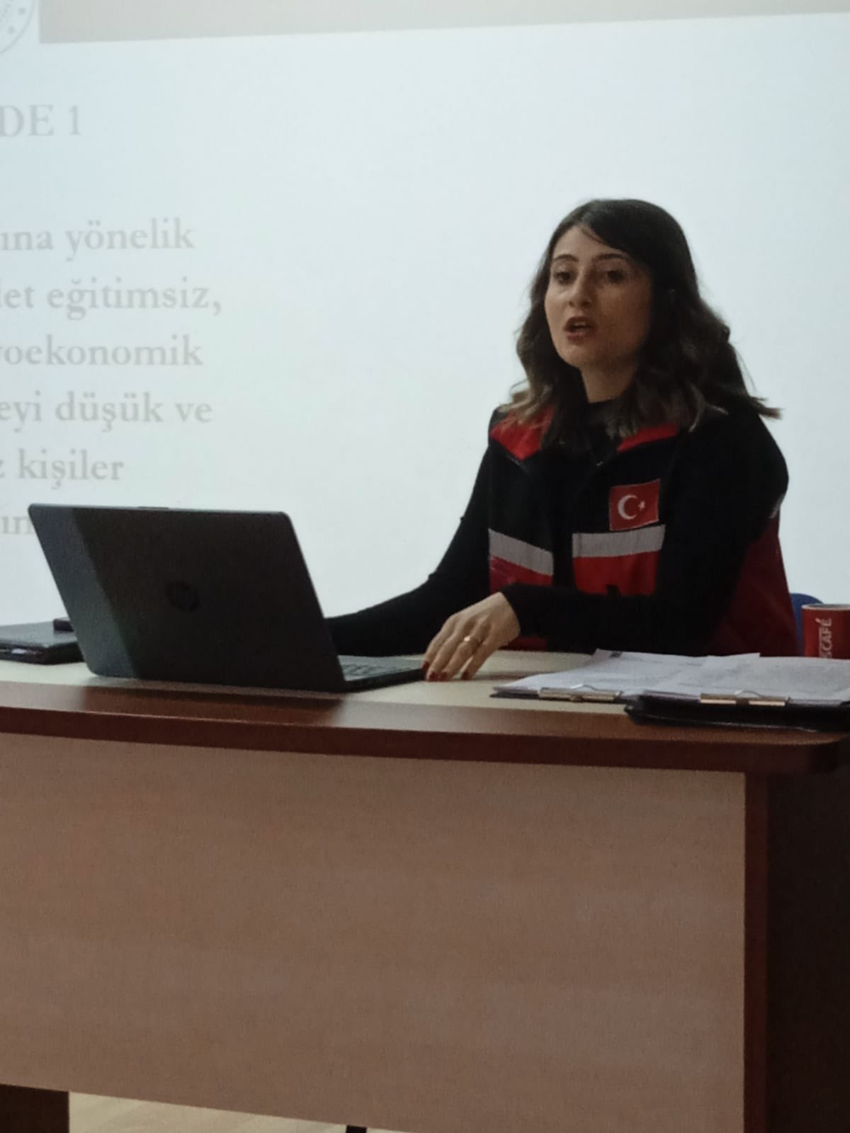 BOLVADİN’DE KADINA YÖNELİK ŞİDDETLE MÜCADELE VERDİ