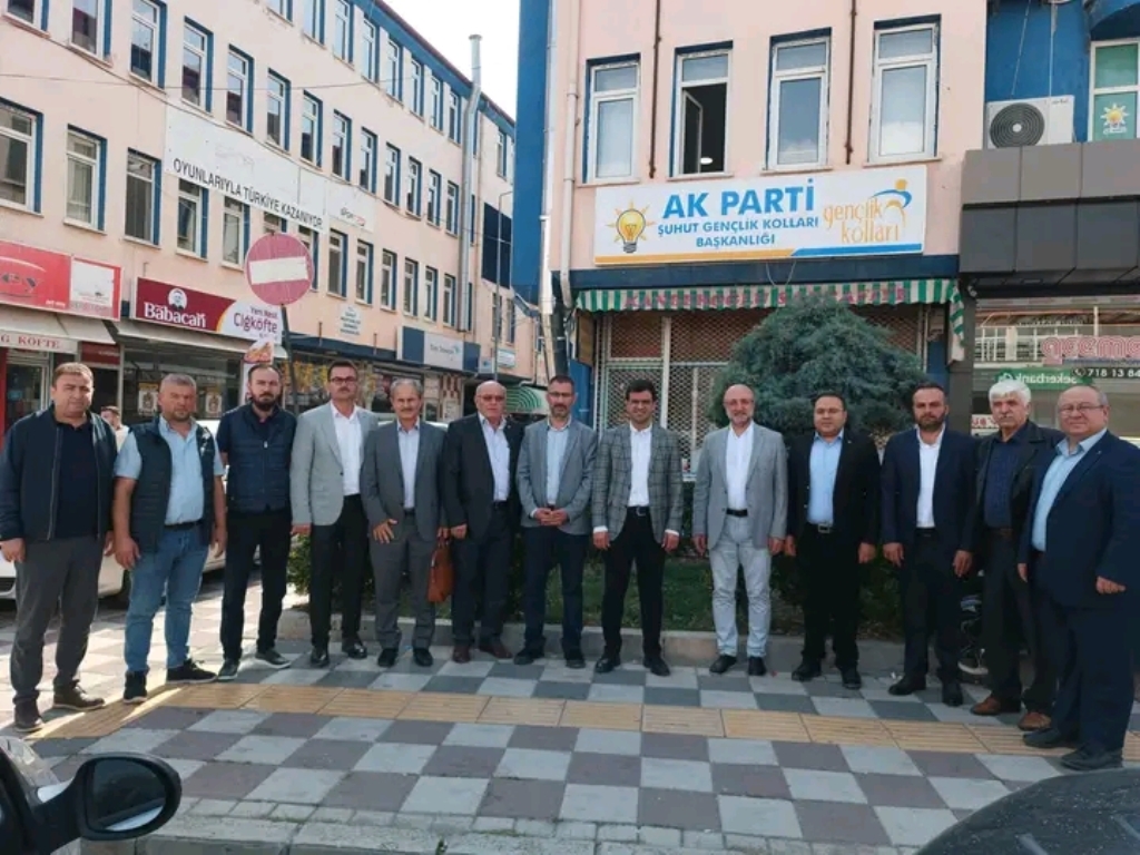 AK PARTİ ŞUHUT İLÇE BAŞKANLIĞI İÇİN TEMAYÜL YOKLAMASI GERÇEKLEŞTİRİLDİ