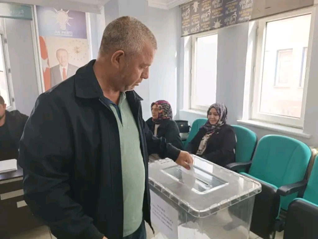 AK PARTİ ŞUHUT İLÇE BAŞKANLIĞI İÇİN TEMAYÜL YOKLAMASI GERÇEKLEŞTİRİLDİ