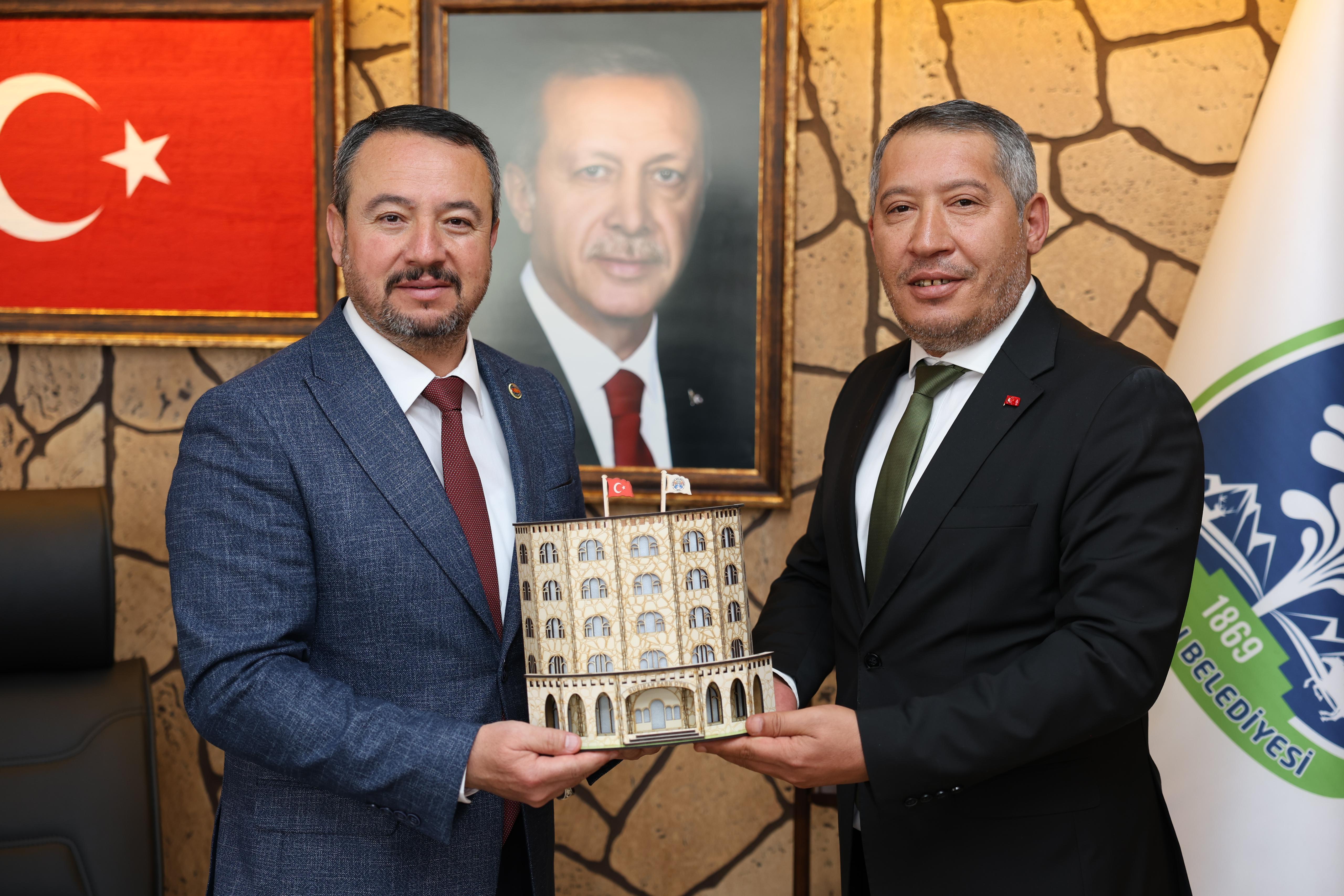 Vatandaşın Görmek İstediği Tabloyu İlçe Belediye Başkanları Gerçekleştirdi