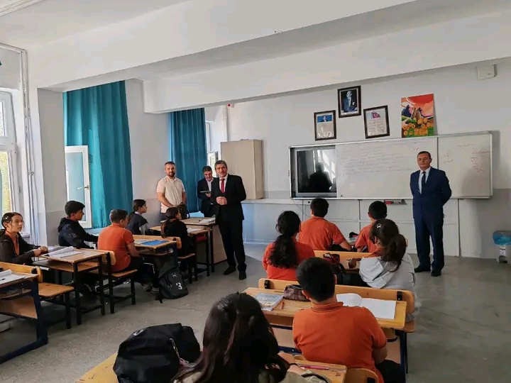 TAŞBAŞ, ATATÜRK YATILI BÖLGE ORTAOKULUNU ZİYARET ETTİ