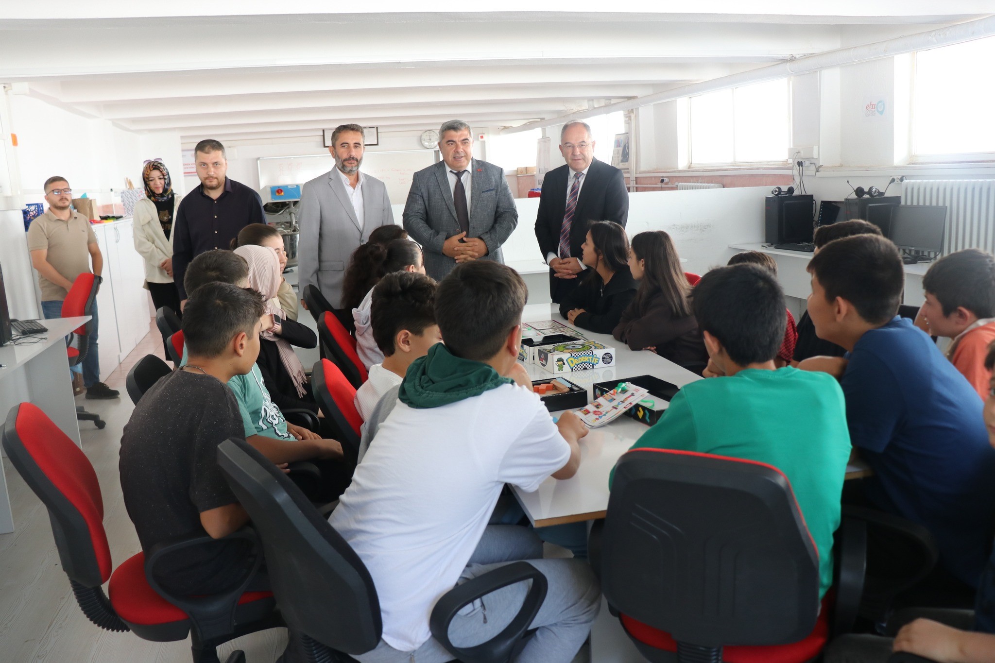 Kızılören'de eğitim durumu değerlendirildi