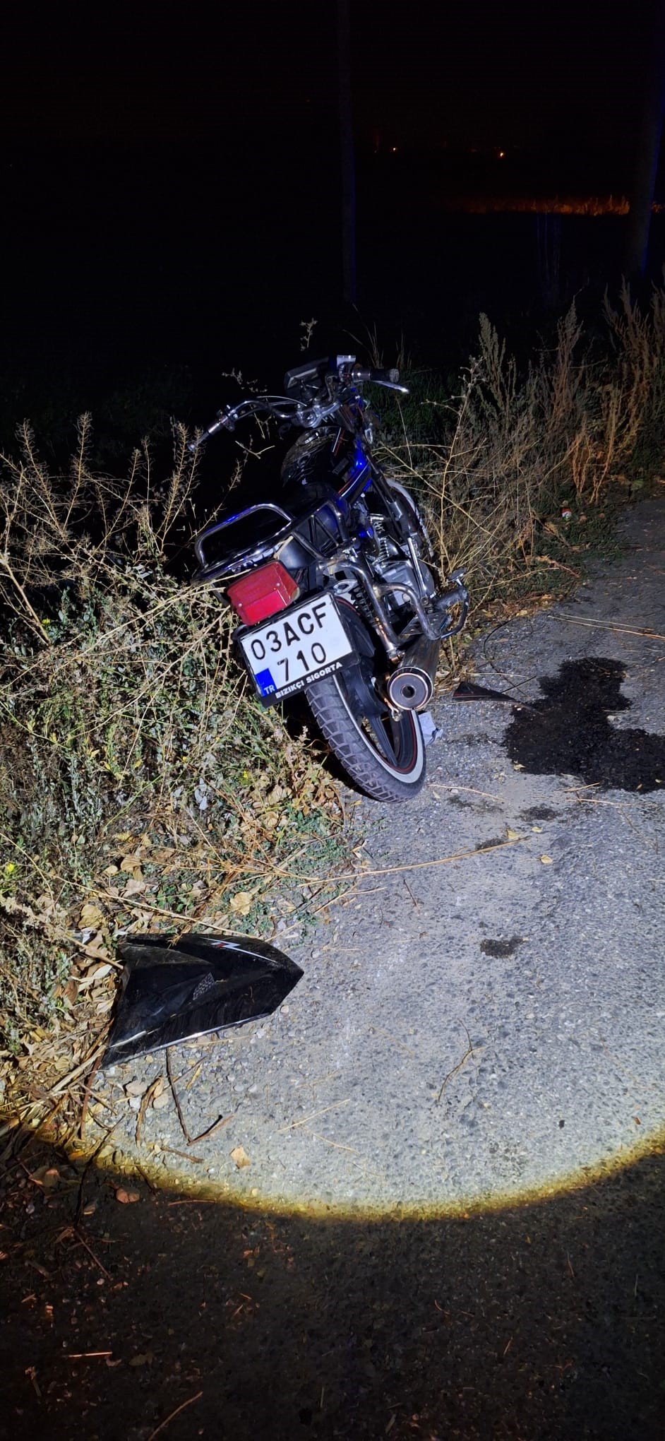 SON DAKİKA: Elektrikli bisiklet ile motosiklet çarpıştı! Kazada 3 kişi yaralandı