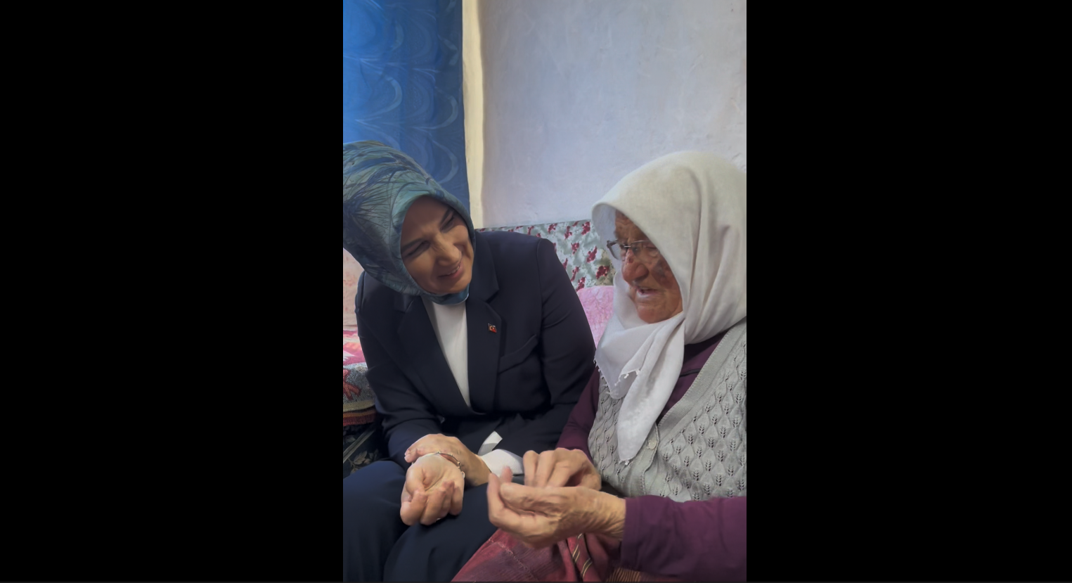 Afyonkarahisar Valisi Yiğitbaşı, 89 yaşındaki Şerife Temel'i ziyaret etti