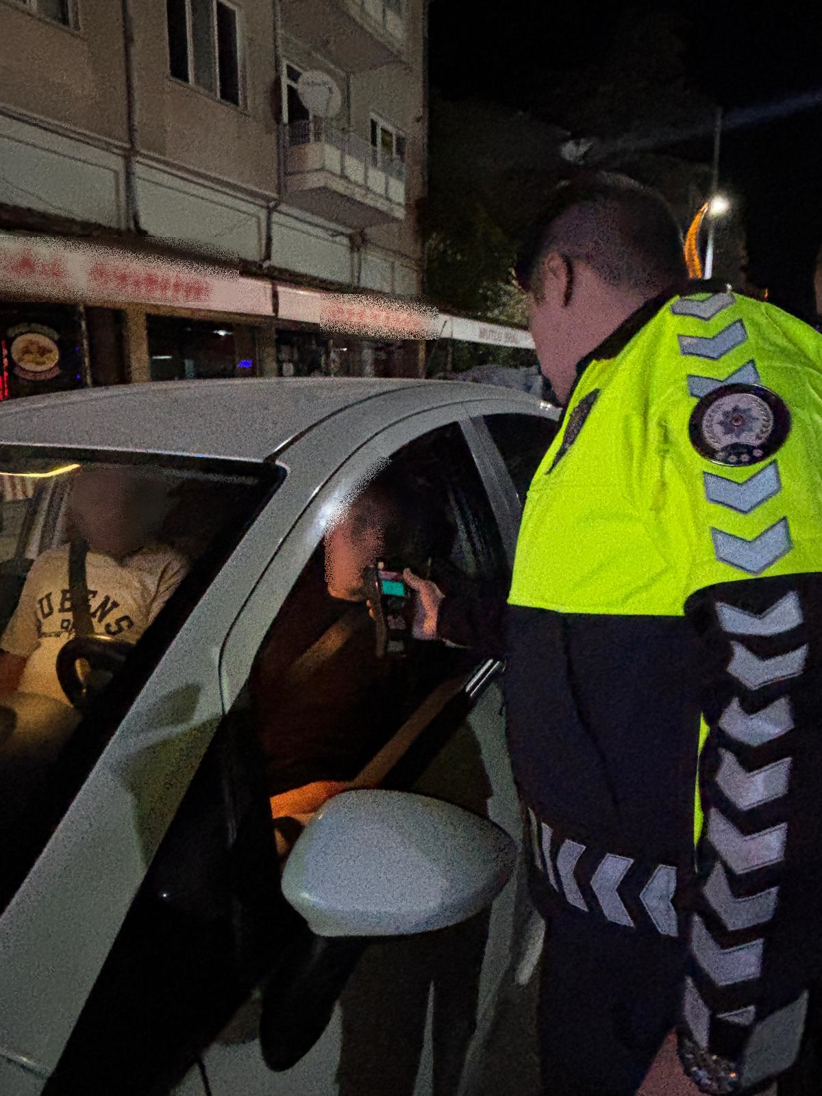 Kız Öğrenci Yurtları Çevresinde Güvenlik Uygulamaları Devam Ediyor