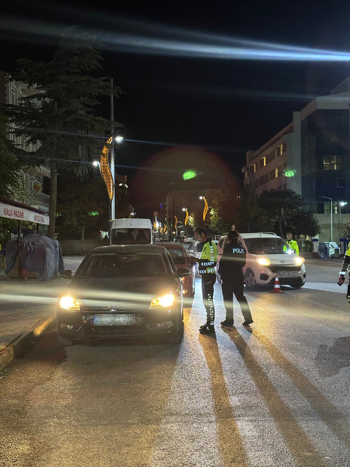 Kız Öğrenci Yurtları Çevresinde Güvenlik Uygulamaları Devam Ediyor