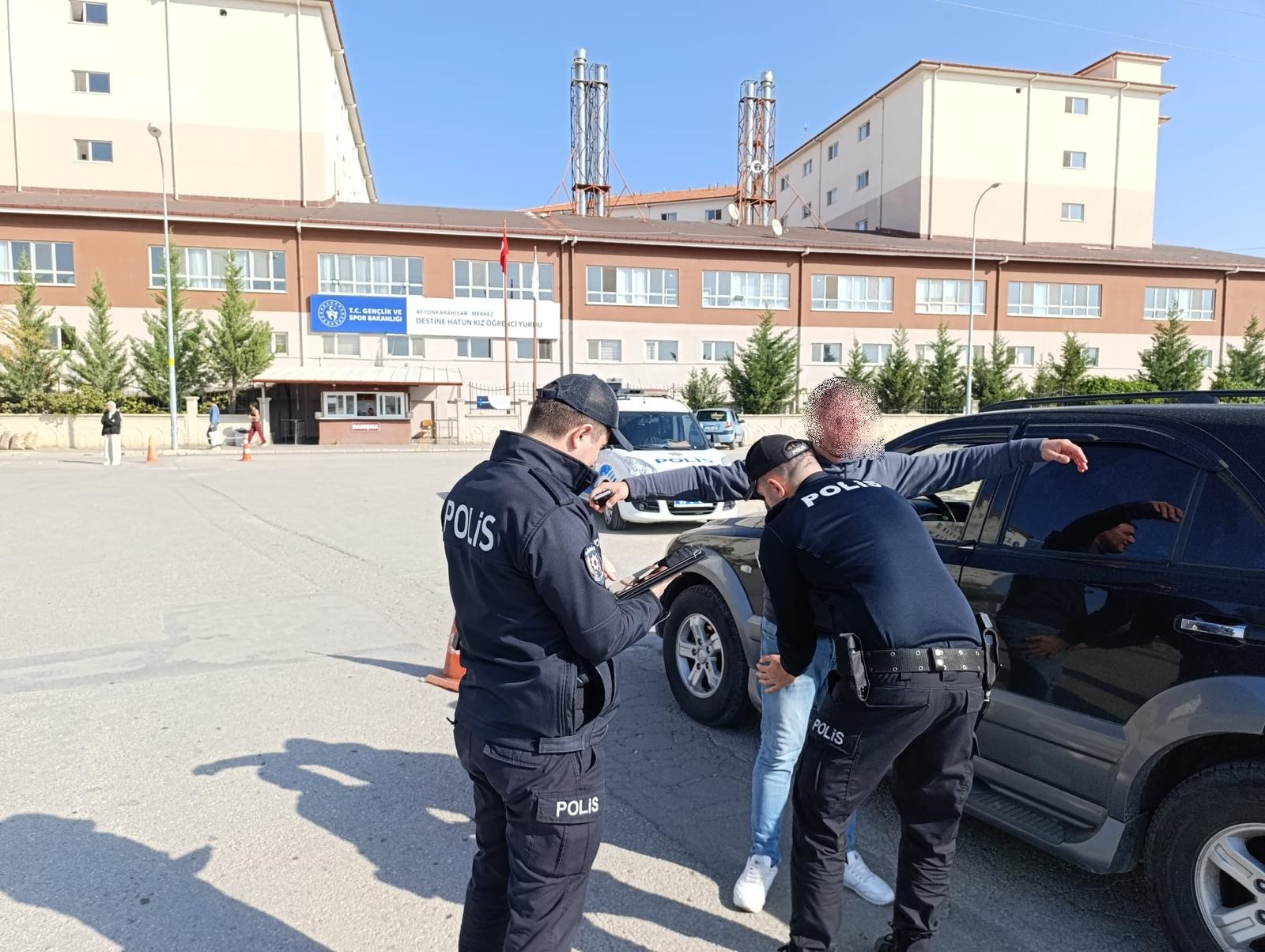 Kız Öğrenci Yurtları Çevresinde Güvenlik Uygulamaları Devam Ediyor