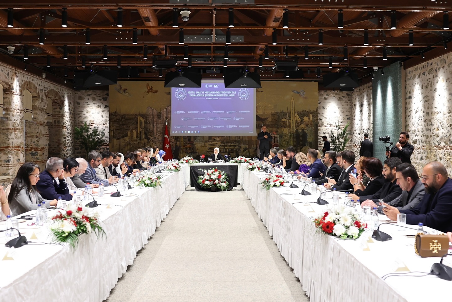 BAKAN GÖKTAŞ “ŞİDDETİN NORMALLEŞTİRİLDİĞİNİ GÖRÜYORUZ”