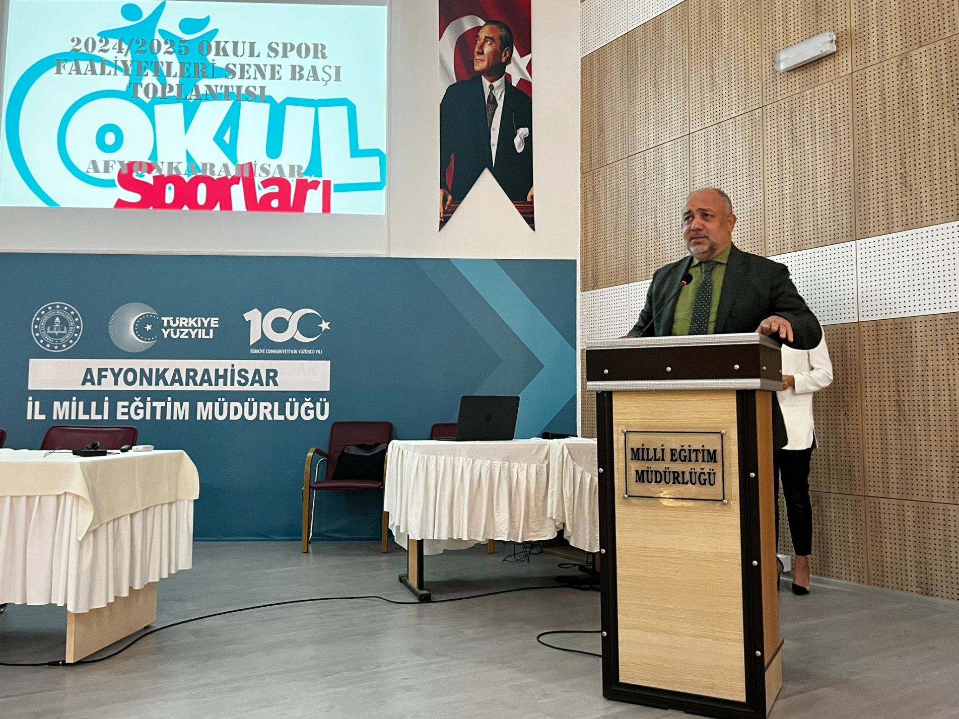 Müdür Sünnetci Değerlendirme Toplantısına Katıldı