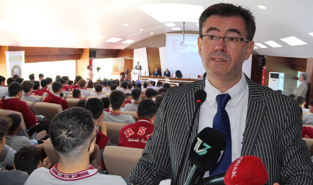 RSP KARİYER GÜNLÜKLERİ DEVAM EDİYOR! MESLEKLERİN GELECEĞİNDE FÜTÜRİZM ANLATILDI!