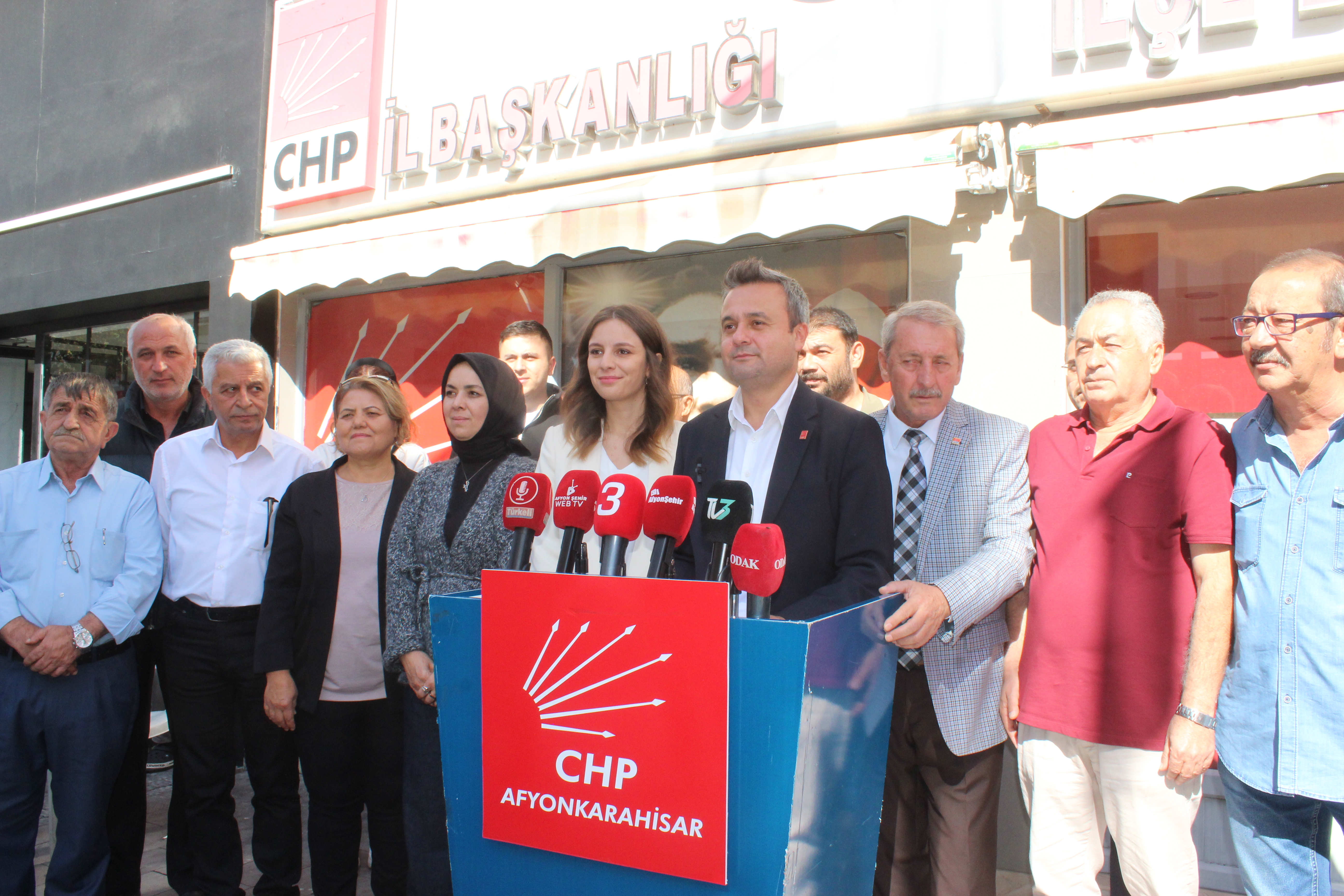 CHP'li FARUK DUHA ERHAN “HER DERDİN VAR BİR ÇARESİ ONUN DA ADI CUMHURİYET HALK PARTİSİ”