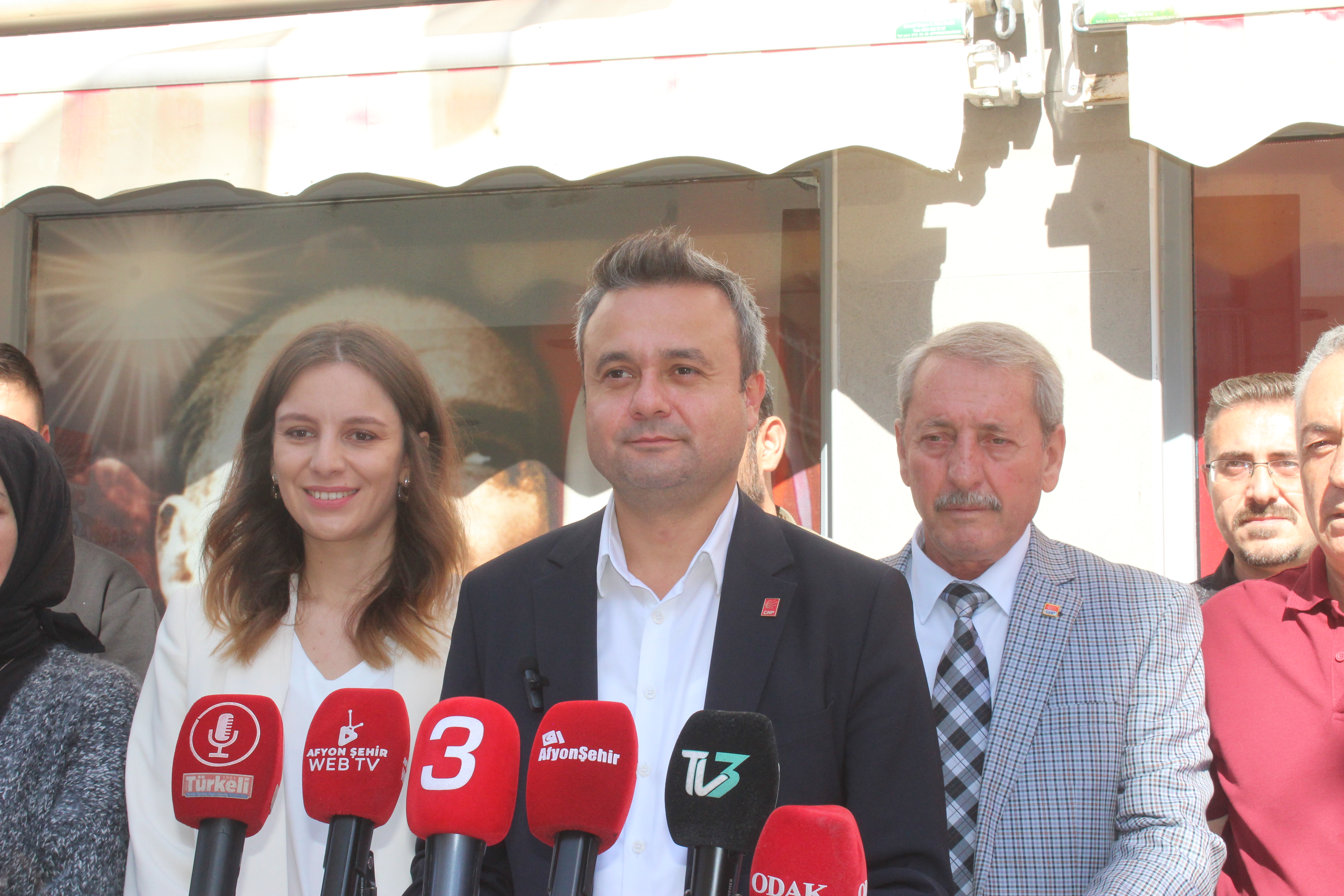 CHP'li FARUK DUHA ERHAN “HER DERDİN VAR BİR ÇARESİ ONUN DA ADI CUMHURİYET HALK PARTİSİ”