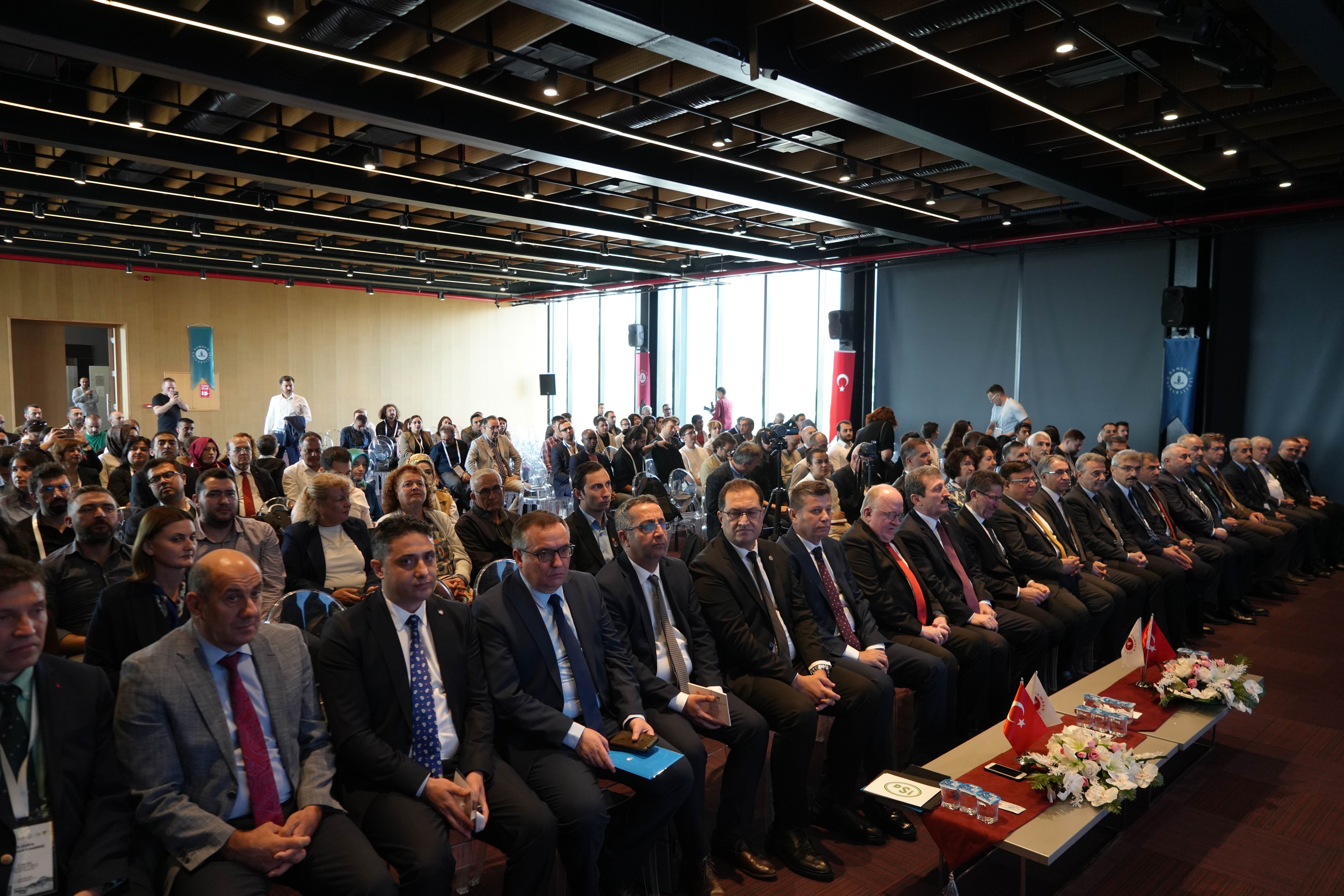Kongrede Afyonkarahisar’da Yapılan Çalışmalara Dikkat Çekildi: Türkiye'nin Su Depolama Hacmi 183 Milyar Metreküpe Yükseldi