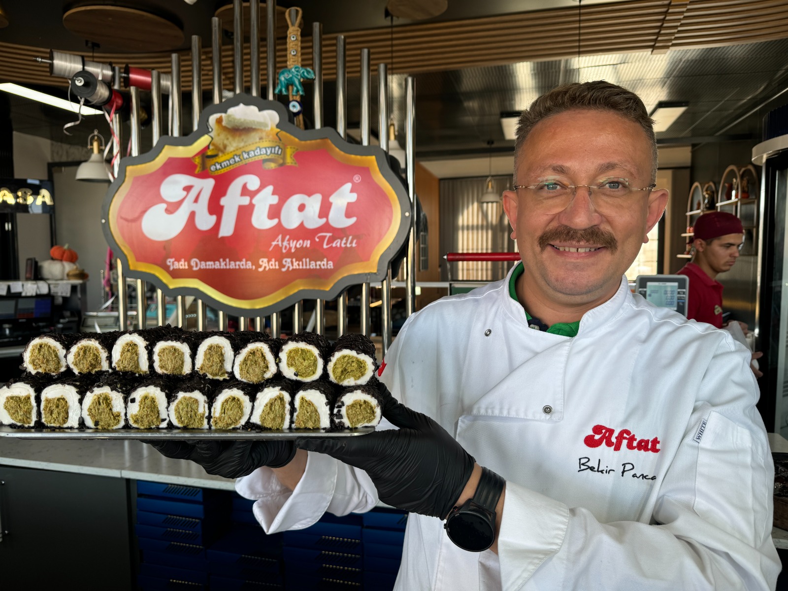 Kentte Kadayıflı Lokum Büyük İlgi Görüyor Dubai Çikolatasıyla Benzerliği Ön Plana Çıkıyor
