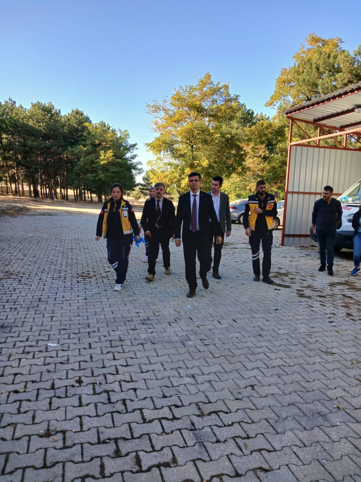 AFYONKARAHİSAR İL SAĞLIK MÜDÜRÜ SİNANPAŞA’YI ZİYARET ETTİ